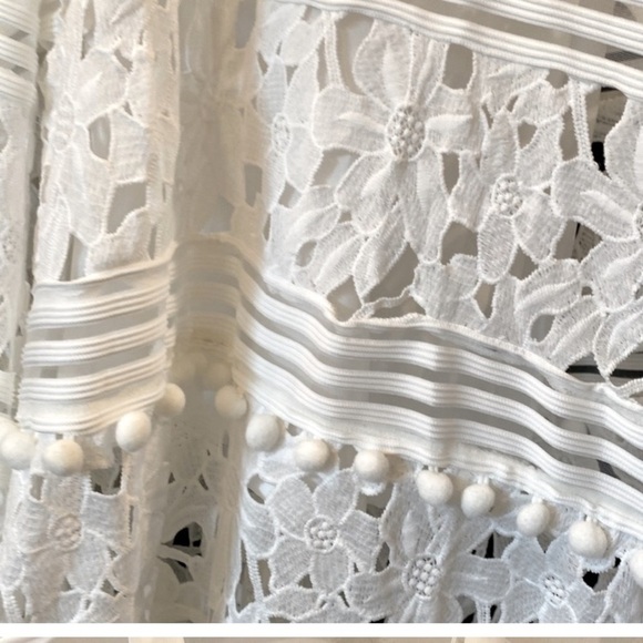 INA Gorgeous white lace maxi dress! Size L - Picture 2 of 4